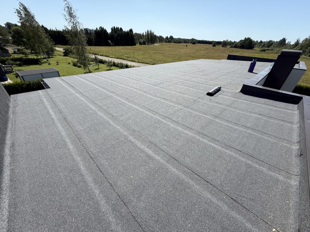 SBS bituumen lamekatuse paigaldus elamuhoonel Harjumaal